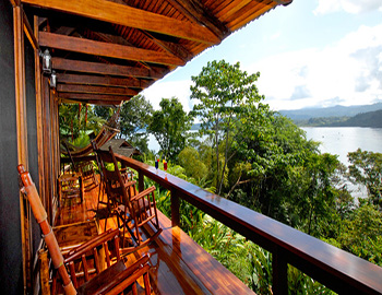 Águila de Osa, balcony