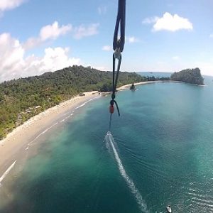 Parasailing in Manuel Antonio