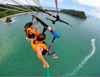 Parasailing in the Pacific Ocean at Manuel Antonio, Costa Rica