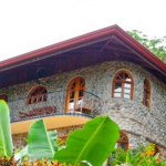 Casa Pura Vida, Dominical