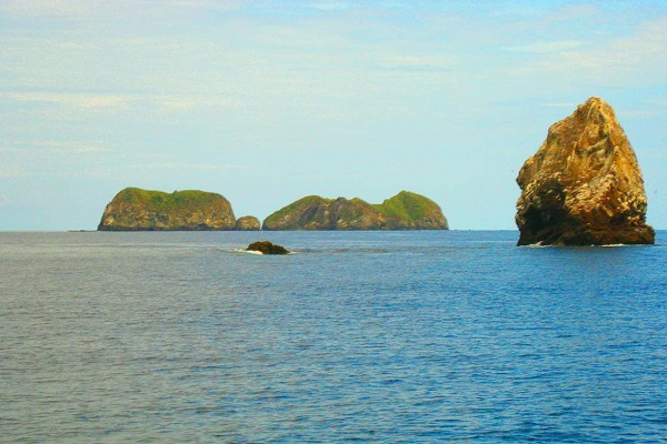 Gorgeous Catalina Islands in Costa Rica