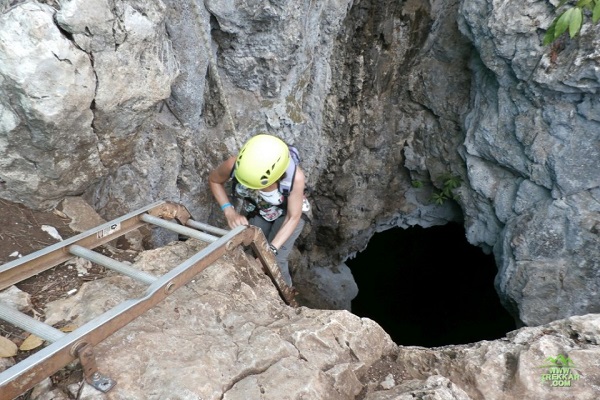 Bajando a la caverna