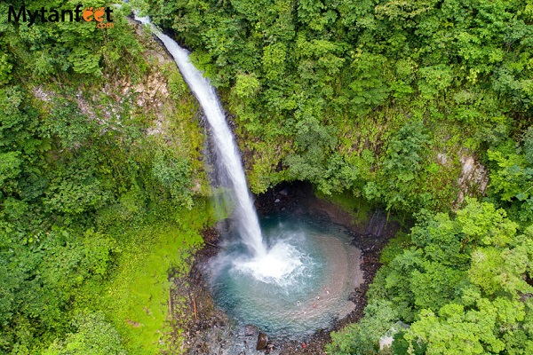 La Fortuna waterfall aerial
