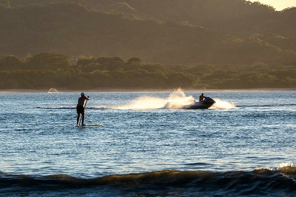 Playa Brasilito, fun