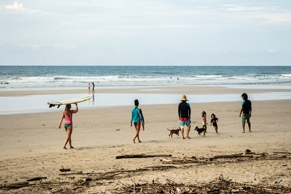 Playa-Hermosa-Puntarenas-Costa-Rica