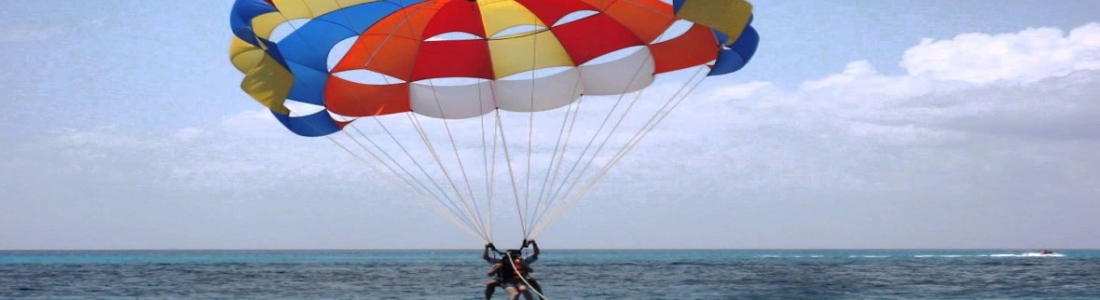 Parasailing Manuel Antonio beach!
