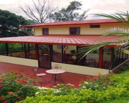 Mango Hotel: your best option!